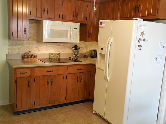 5th image of 3733 Starlite Ct