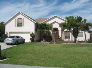 116 SW Sea Lion Rd, Port Saint Lucie, FL 34953