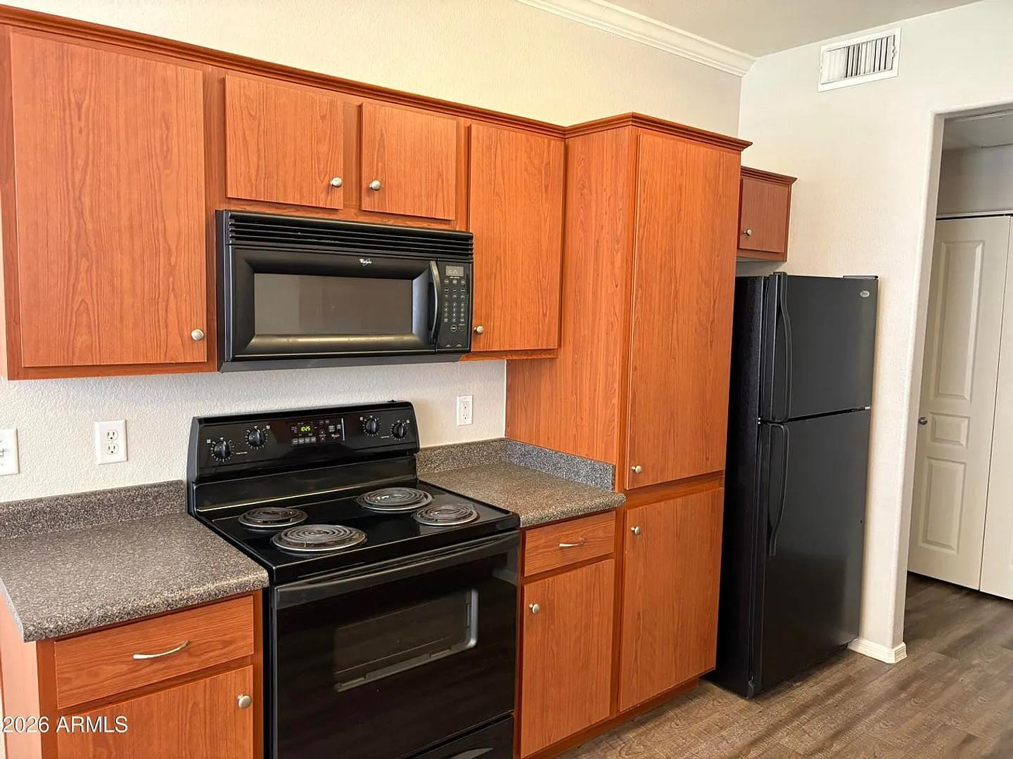 Gated Solana Condo | Pool Views + Prime Location — Photo 4