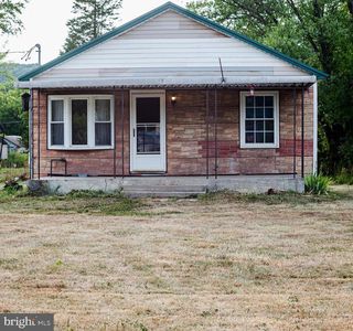 220 Old County Rd, Green Spring, WV, 26722