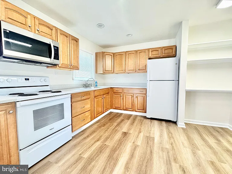 69 McDaniel Dr — Photo 11