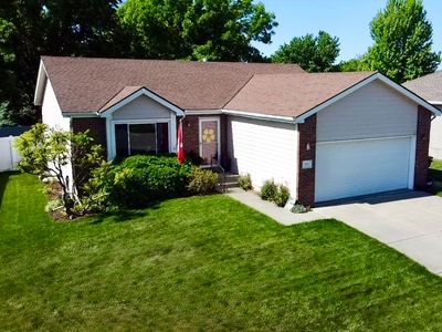 1915 Garret Ln, Lincoln, NE, 68512