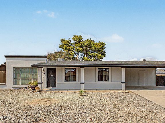 3rd image of 10448 W SELDON Lane
