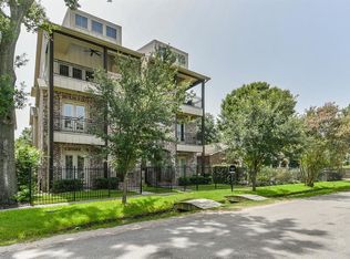 417 Oxford St, Houston, TX 77007