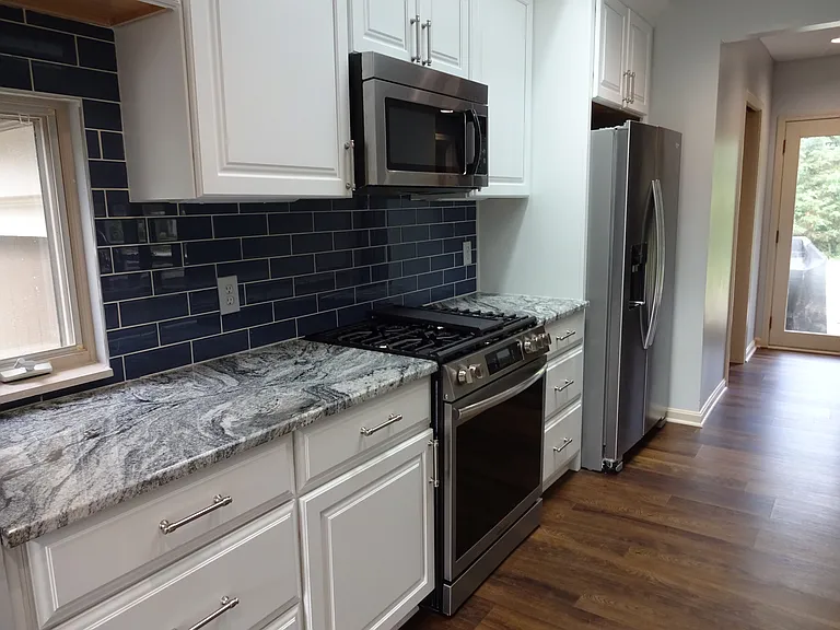 2646 Fair Oaks Ln — Photo 9