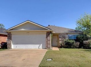 8508 Horse Whisper Ln, Fort Worth, TX 76131