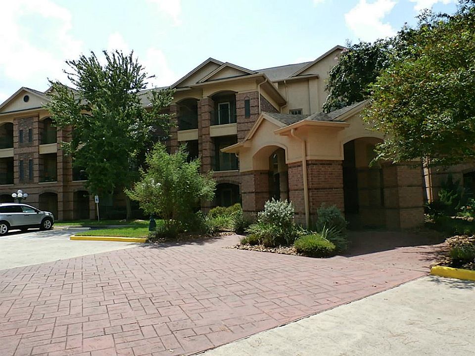 1st image of 2815 Kings Crossing Dr APT 317