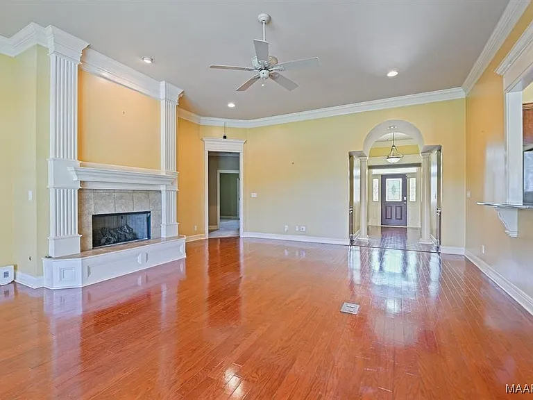 8318 Chadburn Way — Photo 4