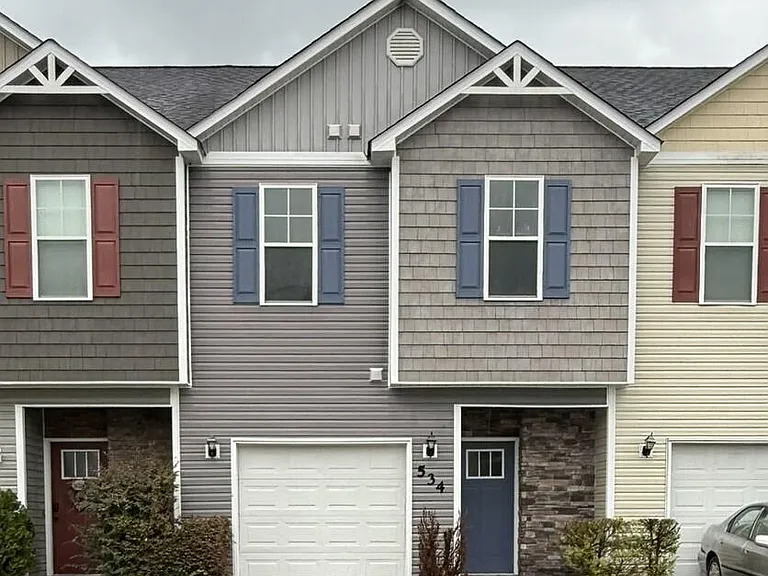 534 Caldwell Loop — Photo 1