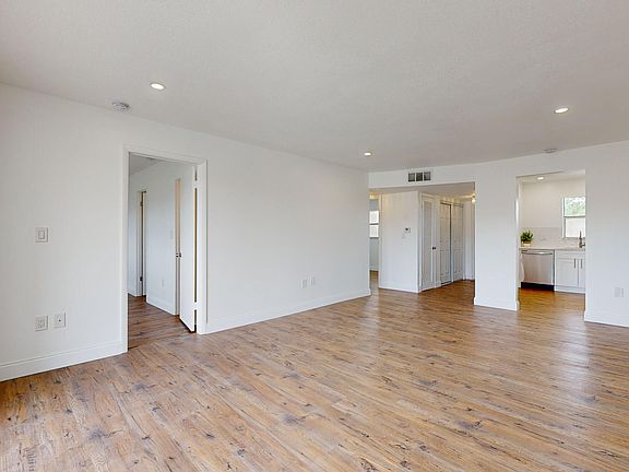4th image of 8951 Sunrise Lakes Boulevard #304