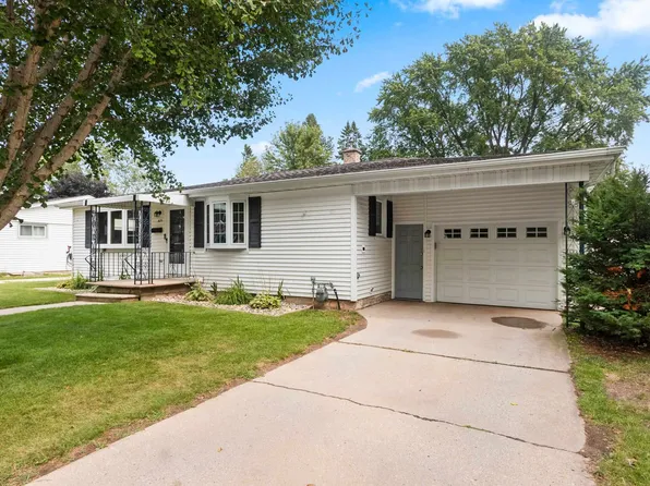 825 Tommark St, Green Bay, WI 54304