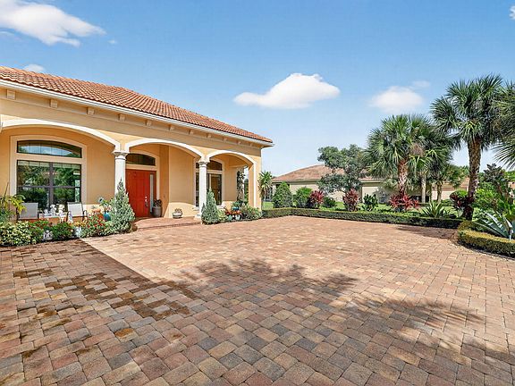 5th image of 2960 SW English Garden Drive