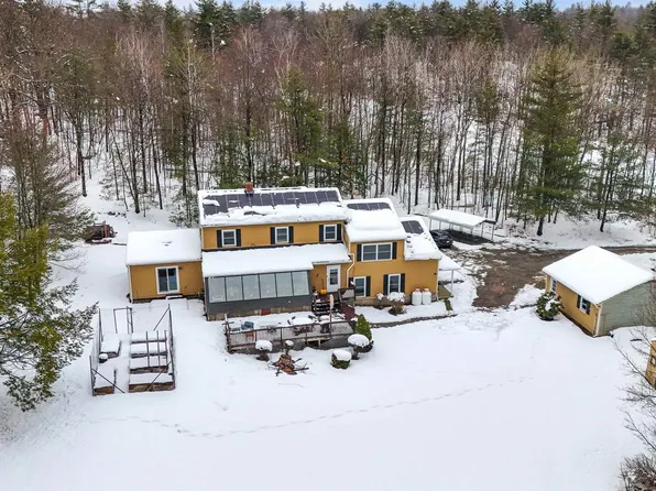 112 Lamore Road, Essex, VT 05452