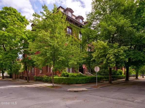 200 Washington Street, Troy, NY 12180