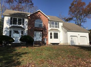 4 Maurice Ct, Bayville, NJ 08721