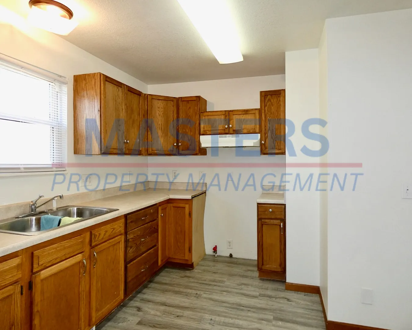2242 Kent St — Photo 4