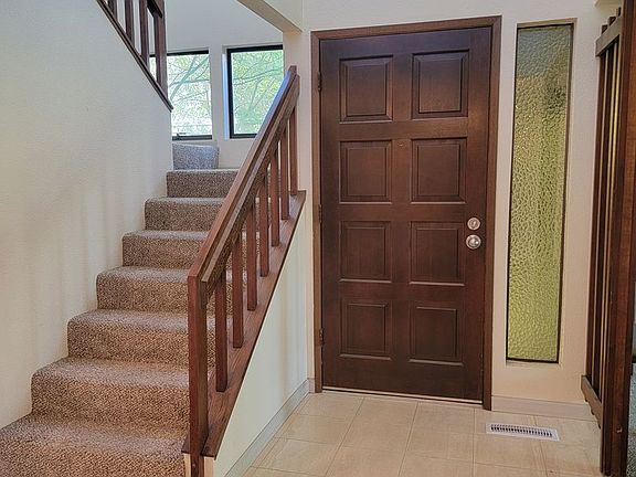 2nd image of 601 Village Way APT 63