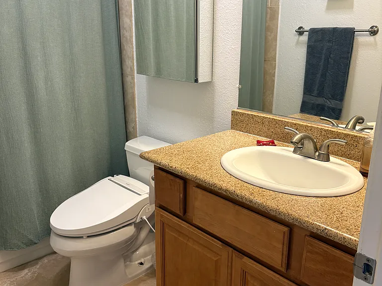 1605 E 2nd St #301 — Photo 14