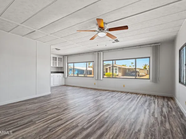 120 N Val Vista Drive #137, Mesa, AZ 85213