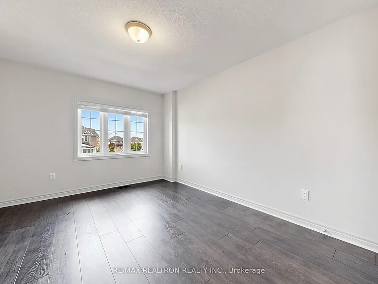 59 Jevons Dr — Photo 30