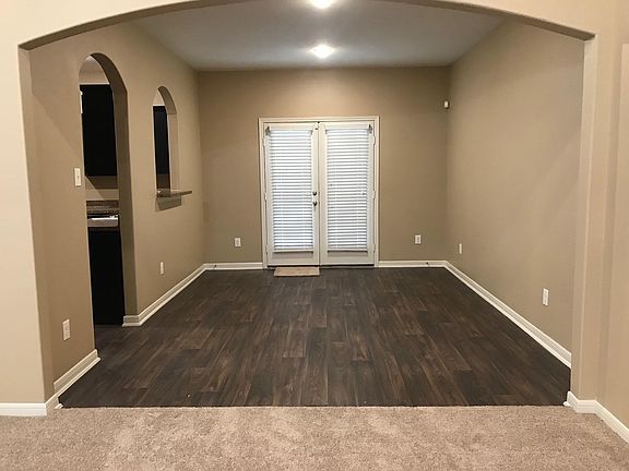 2nd image of 10503 Pine Landing Dr