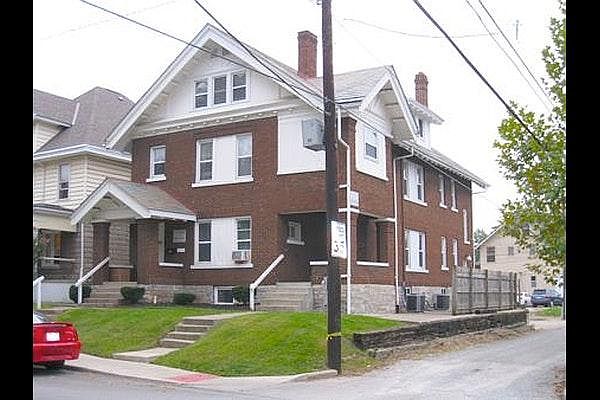 1st image of 293 E 17th Ave