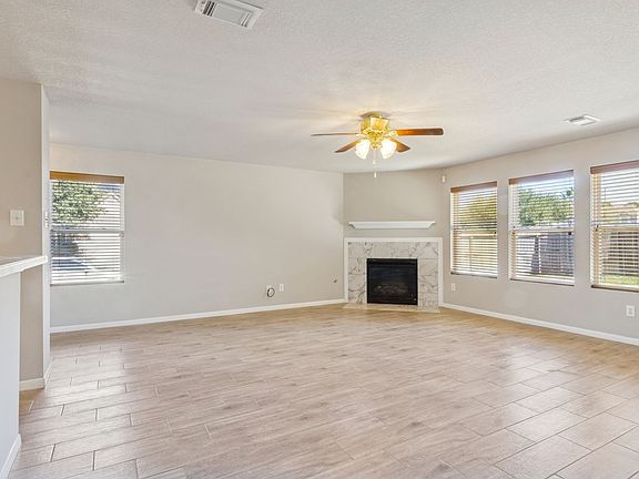 3rd image of 20938 Fox Trot Ct