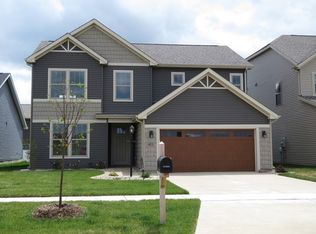 413 Bardeen Ln, Champaign, IL 61822