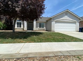 2454 Kelty Meadow Ave, Tulare, CA