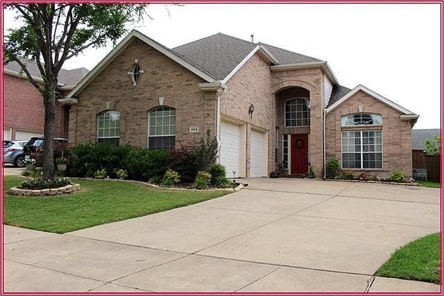 1st image of 604 Wyndham Cir