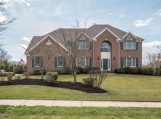 1569 Horseshoe Dr, Wall Township, NJ 08736