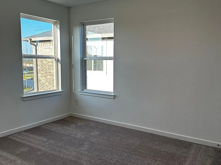 22115 Ingham Bluff Ln — Photo 8