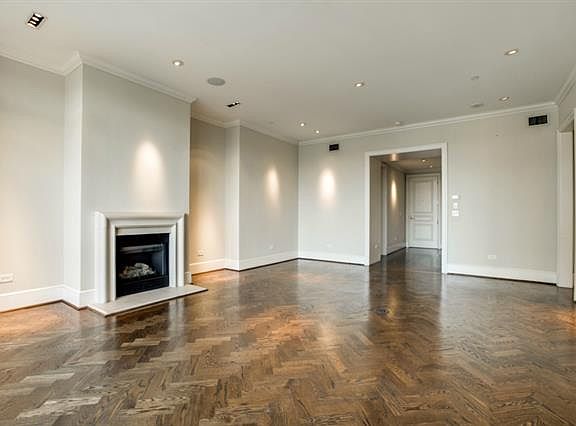 4th image of 3505 Turtle Creek Blvd APT 12D