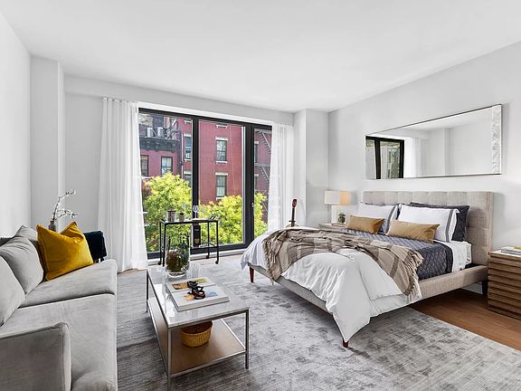 3rd image of 500 45th St #505