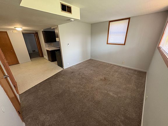 4th image of 1336 D St APT 2