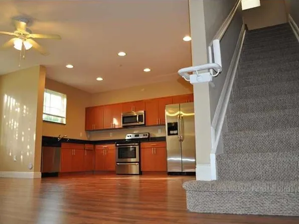 403 SW 13th Ter, Fort Lauderdale, FL 33312
