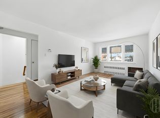 160 28th Ave #3F, Brooklyn, NY 11214