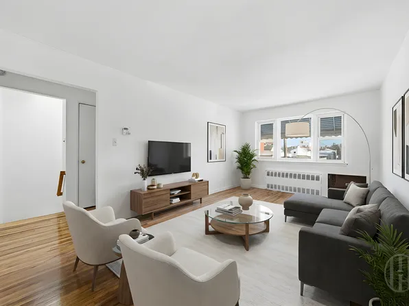 160 28th Avenue image 1 of 11