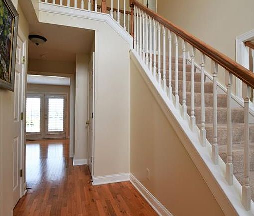 4th image of 113 Canterbury Ct