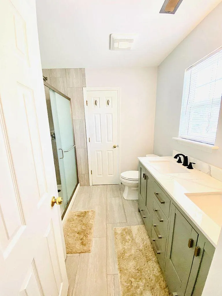 3 bed, 1500 sqft, $3,300 — Photo 3