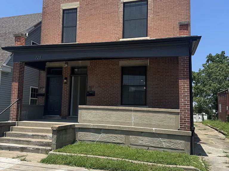 728 Good Hope St #101 — Photo 10