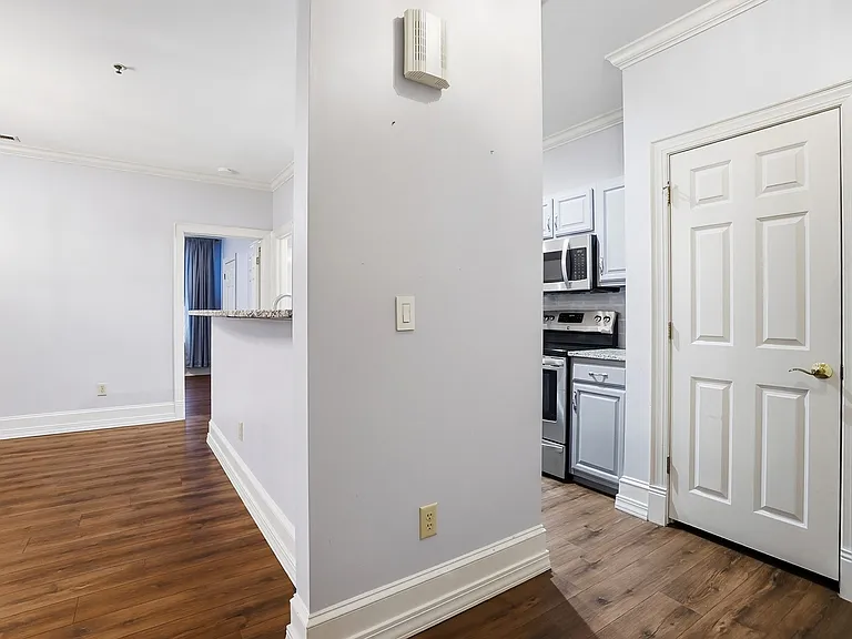 1117 Park West Dr — Photo 11