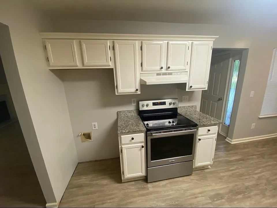 108 Winchester Lane - 1 — Photo 3
