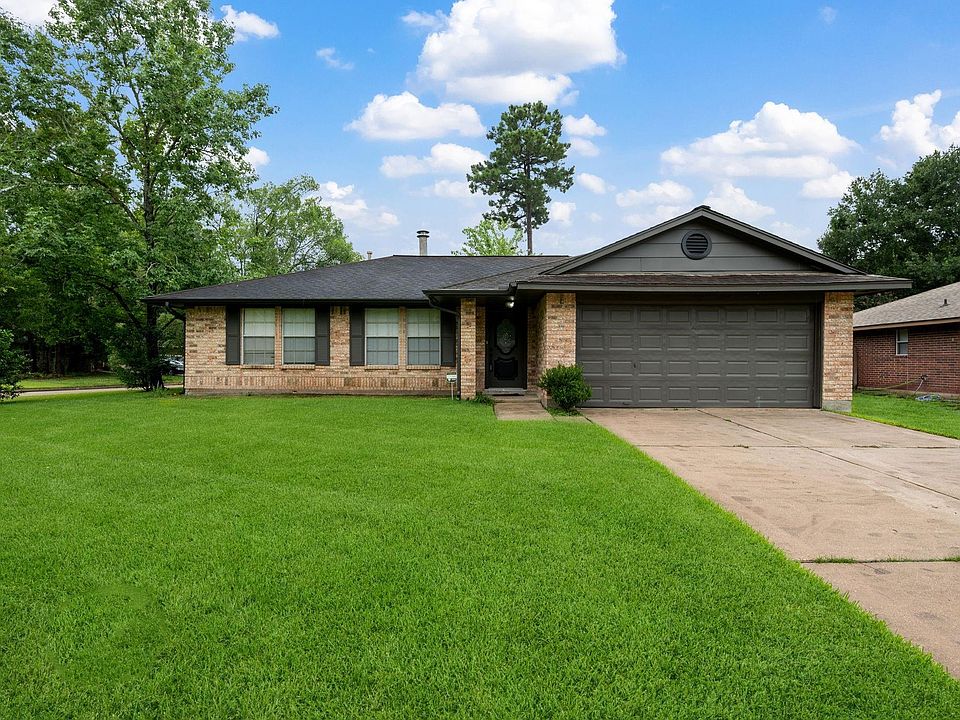 1st image of 2618 Old Oak Ln