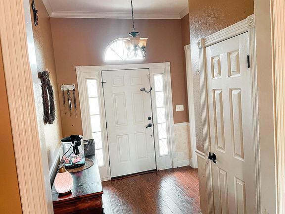 3rd image of 5845 Bayou Dr