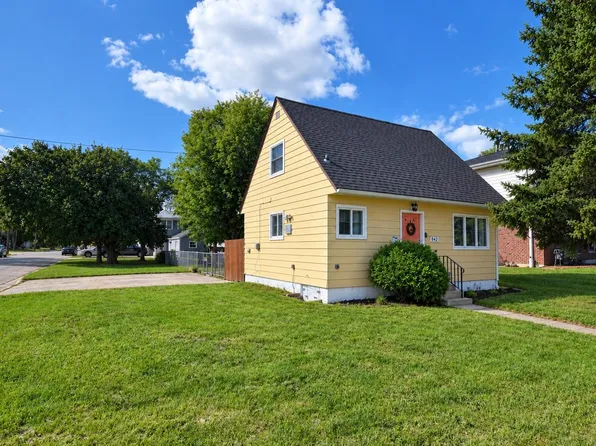 842 12th Ave, Green Bay, WI 54304
