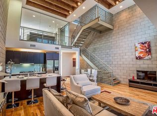 3450 Cahuenga Blvd W APT 203, Los Angeles, CA 90068