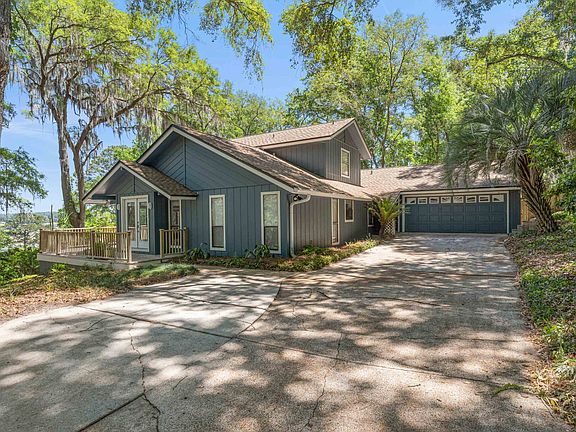2nd image of 4117 Alpine Way