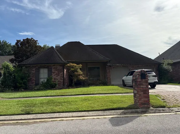 105 Sandhurst Dr, Lafayette, LA 70508