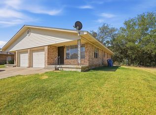 106 Pine St, Keene, TX 76059